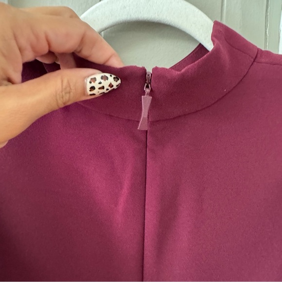 Kate Spade Satin Crepe Flutter Sleeve Shift Dress Size 4 Burgundy Red Work Event - Picture 8 of 9